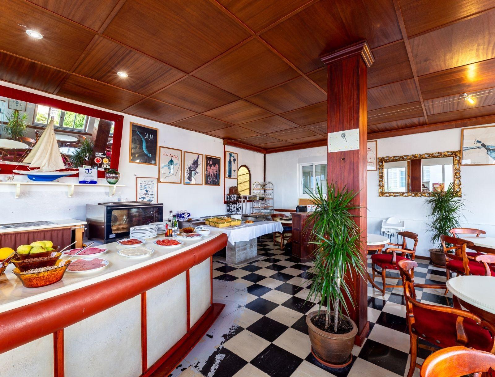 Hostal Residencia San Francisco Portocolom  Extérieur photo